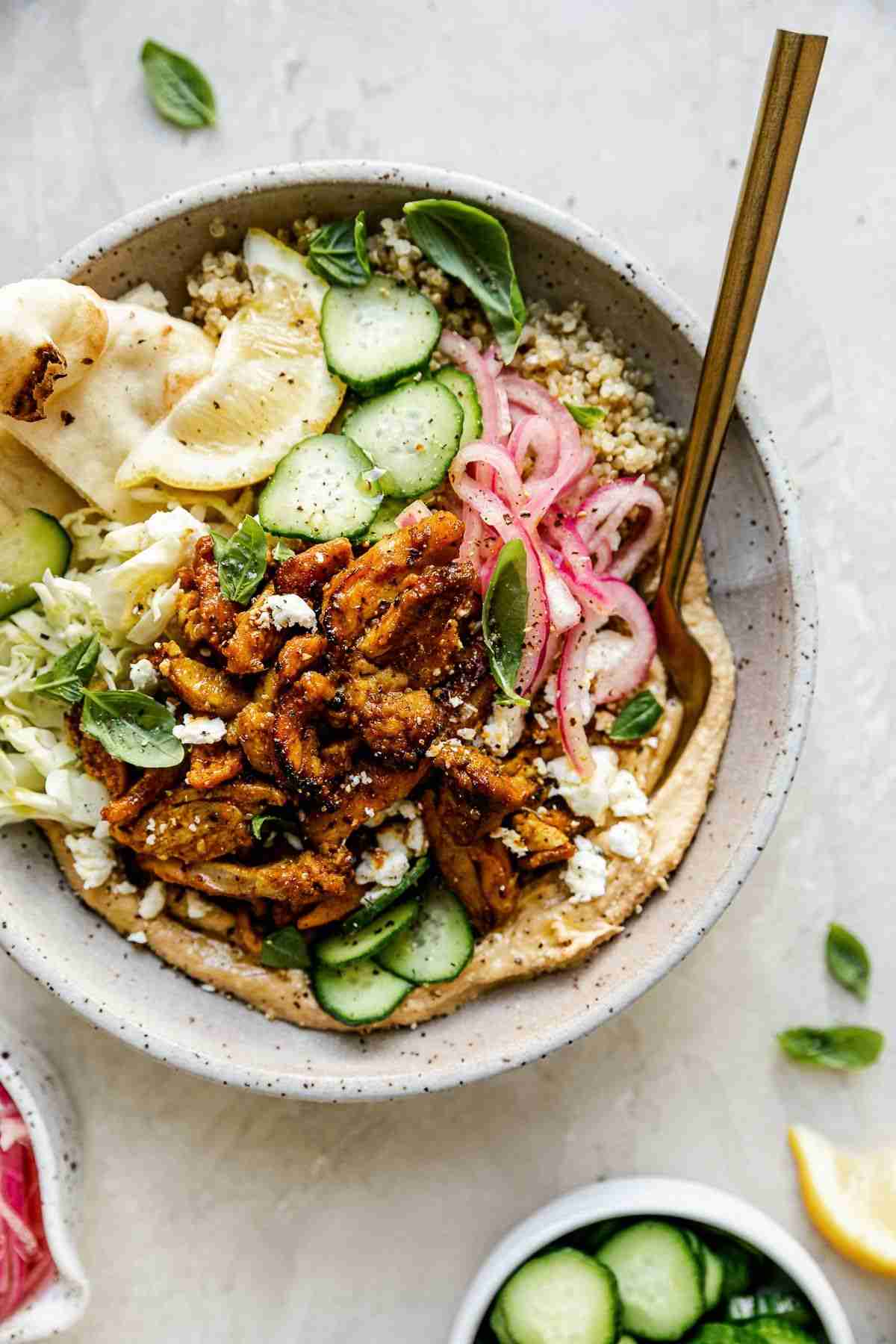 Easy Shawarma Hummus Bowls (with Chicken OR Veggies!) – PWWB