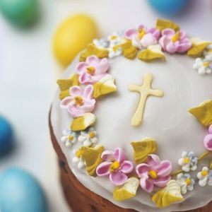 Festive Eastern European Sponge