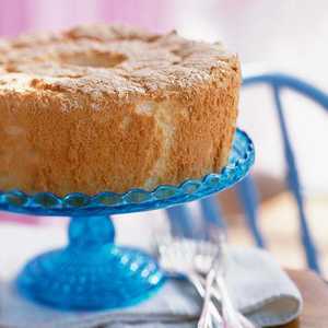 Classic Angel Food Cake