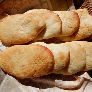 NITA BREAD- Quick and Easy Naan/Pita Bread