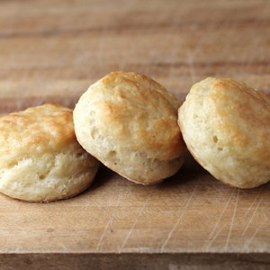 Busty Yogurt Biscuits Recipe
