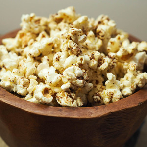 Za’atar (Thyme-, Sesame-, and Sumac-Spiced) Popcorn Recipe