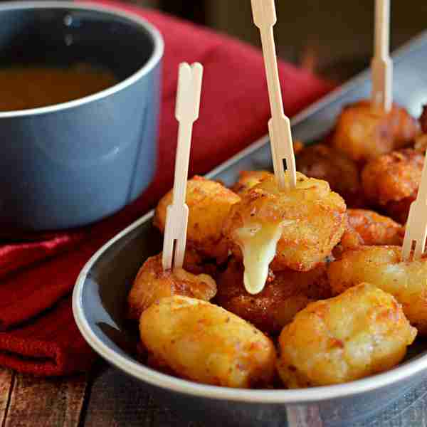 Poutine Poppers (Cheese-Stuffed Potato Bites With Brown Gravy) Recipe