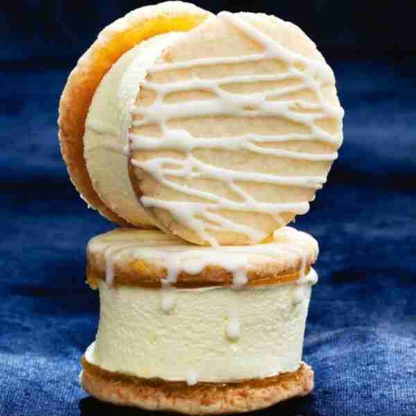 Lemon mallow sandwiches