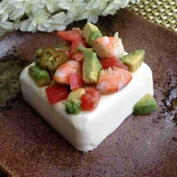 Quick Avocado Jalapeño Balsamic Shrimp on Tofu