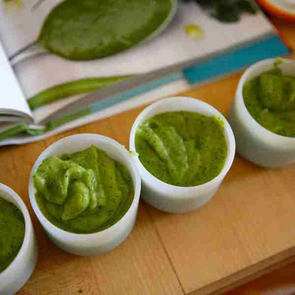 Homemade Baby Food: Zucchini, Apple and Av