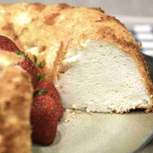 Easy Delicious Angel Food Cake