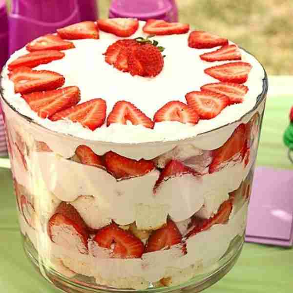 Strawberry ShortCake Trifle