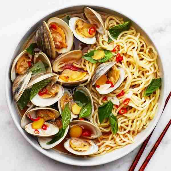 Drunken Clams and Noodles