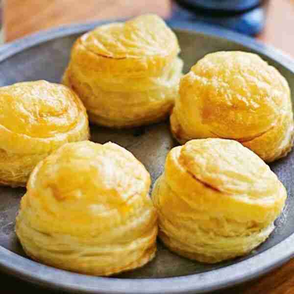 Artichoke and olive pies