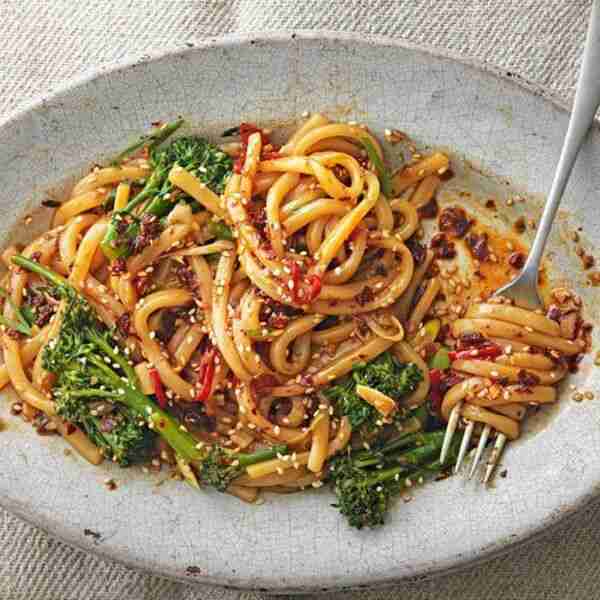 Spicy Sichuan noodles