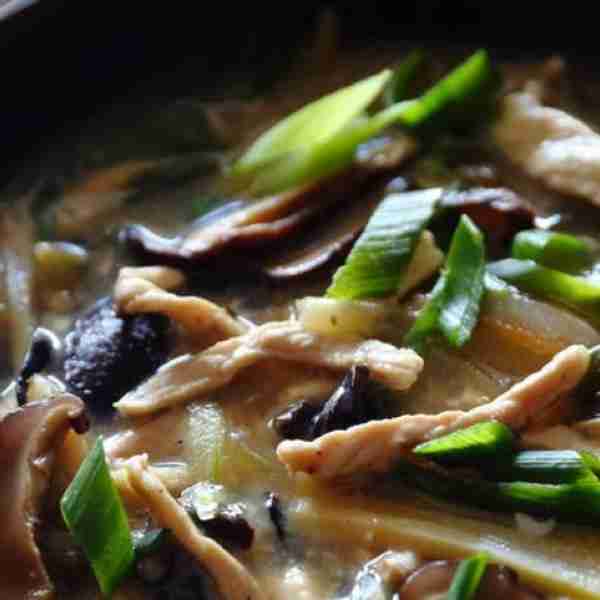 Sichuan hot and sour pork and tofu soup