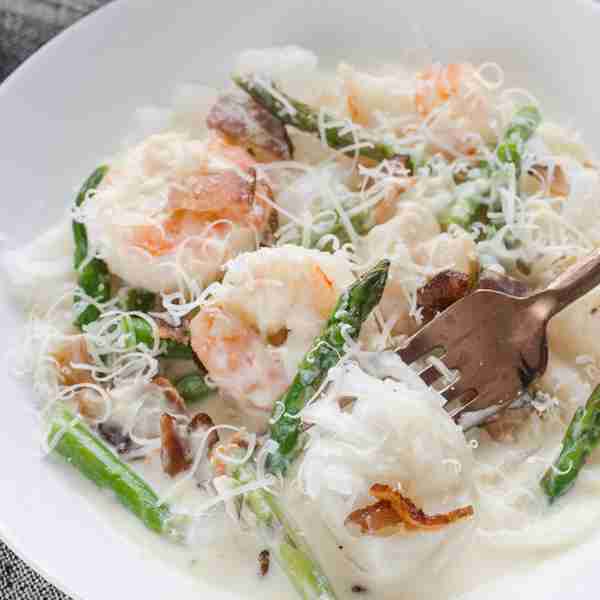 KETO Shrimp and Asparagus Alfredo