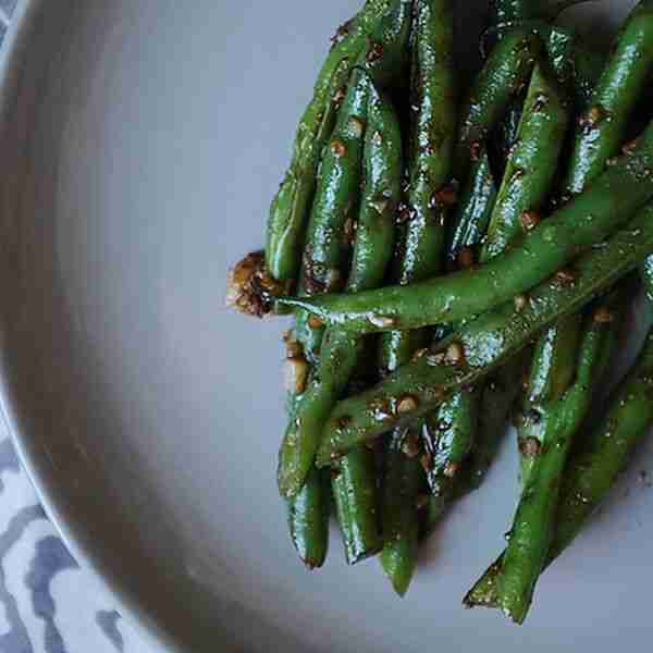 Garlic Green Beans with Soy Sauce
