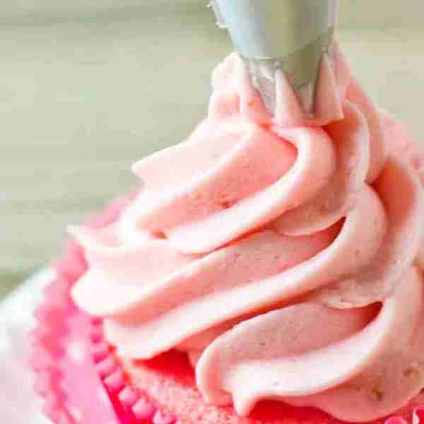 Easy Strawberry Buttercream Recipe