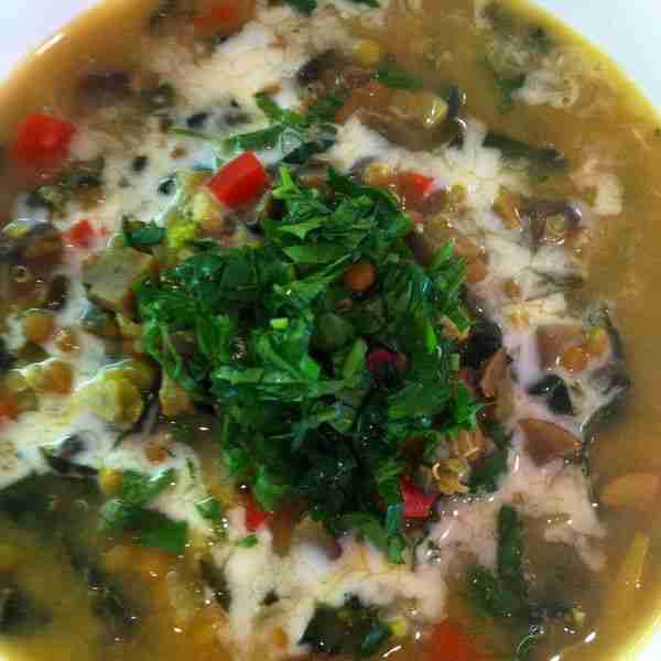 delicious vegan soup with mung beans & kale