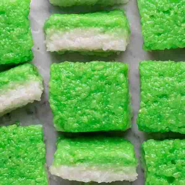 Sticky Rice Cake With Coconut and Pandan