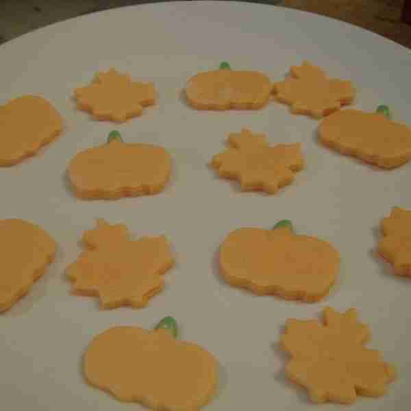 Quick and Easy, No Cook Holiday Butter Mints