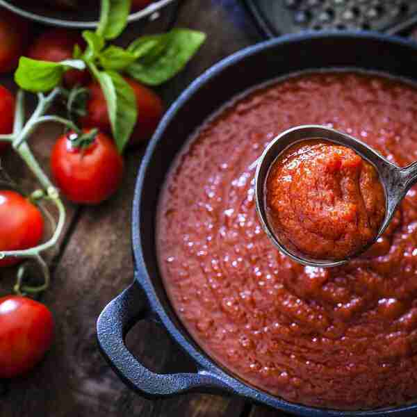 Basic Homemade Tomato Sauce
