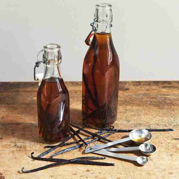 Homemade Vanilla Extract