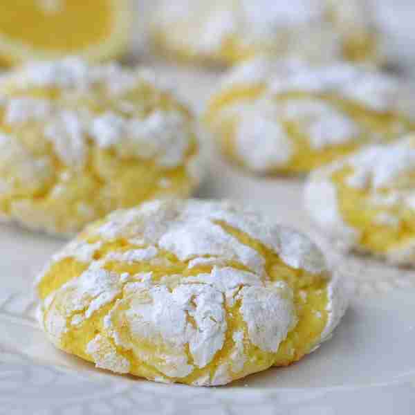Easy Lemon Crinkle Cookies
