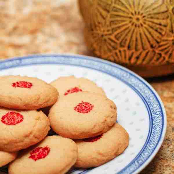 Chinese Almond Cookies (Chinese Tea Cookies)