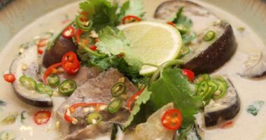 Thai Green Curry With Beef and Eggplant