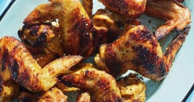 3-Ingredient Curry Grilled Chicken Wings